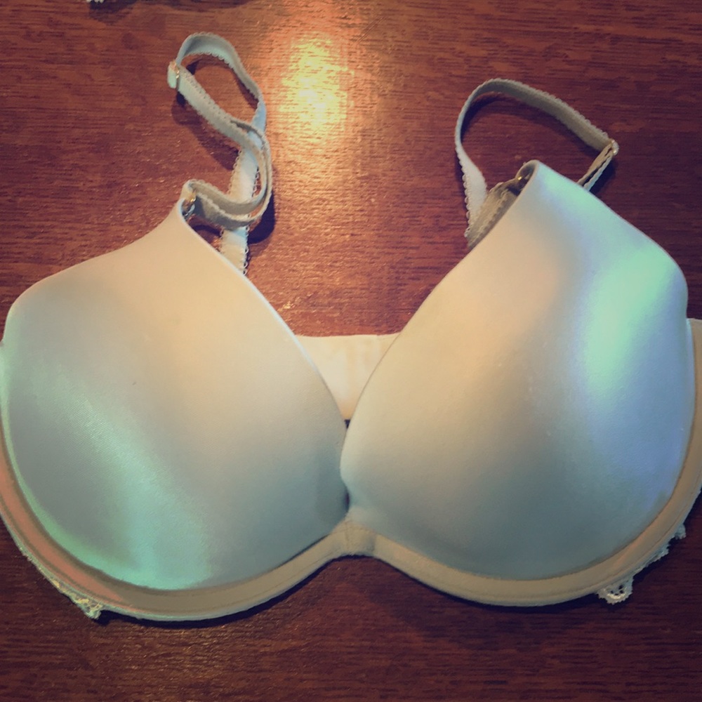 Victoria’s Secret bra